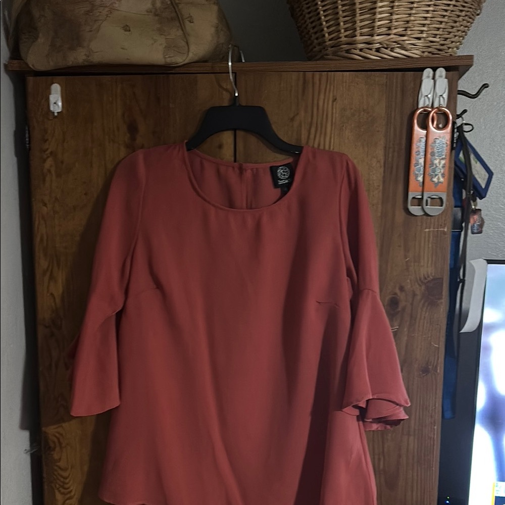 Chic Women's Blouse - Terracotta- NWOT